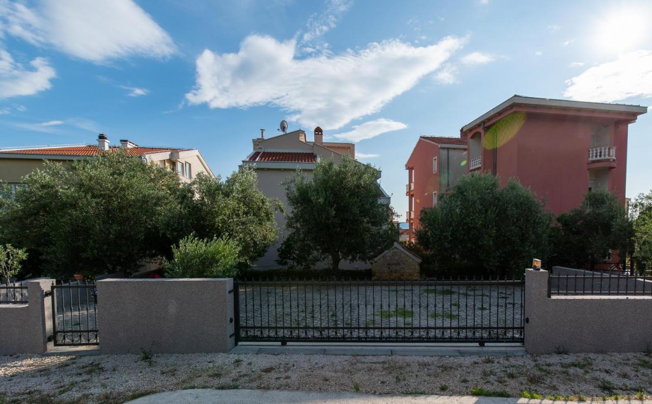 Apartments Villa Nataly Zadar Exteriör bild
